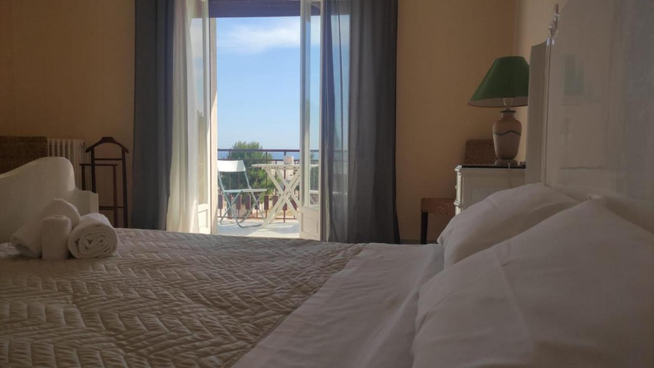 Blu House Apartment โมโนโปลี ภายนอก รูปภาพ