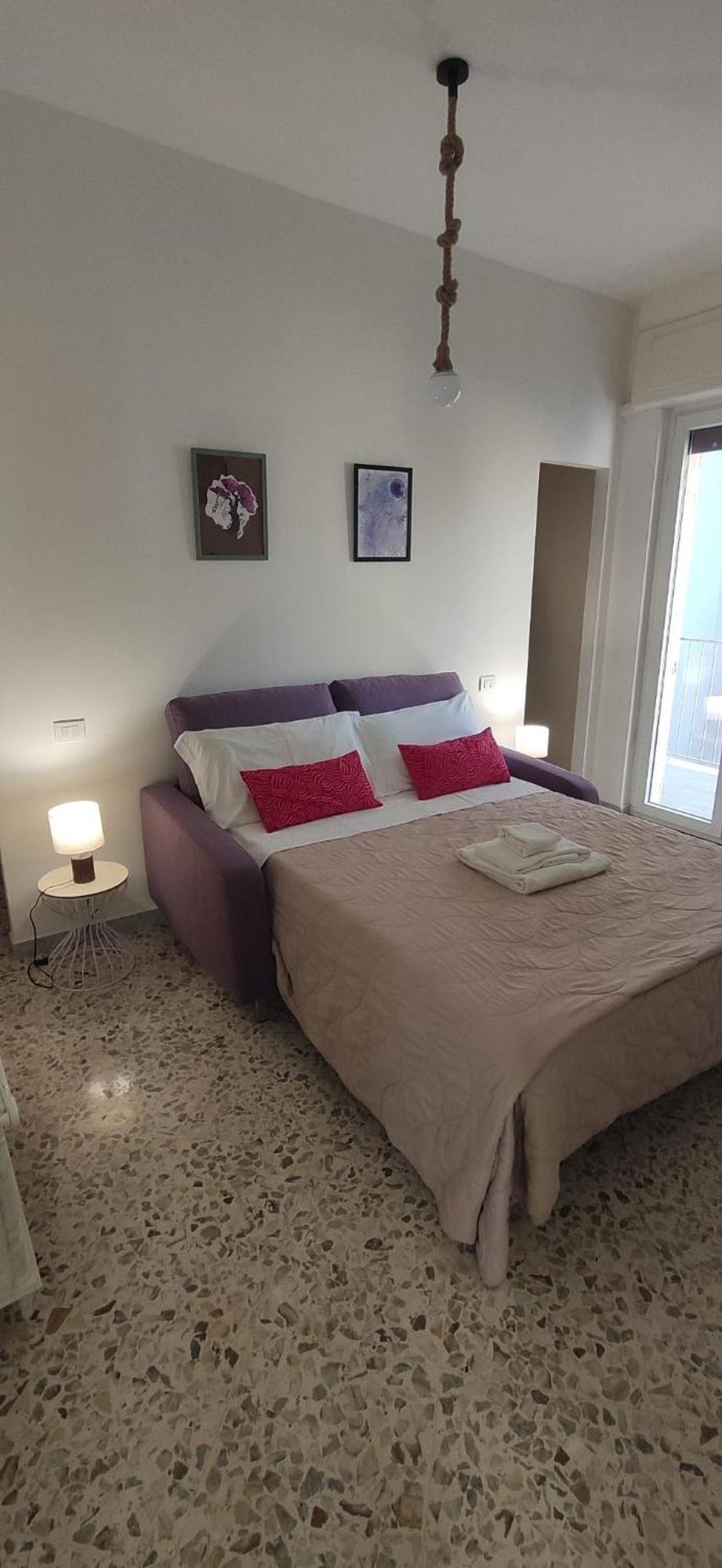 Blu House Apartment โมโนโปลี ภายนอก รูปภาพ